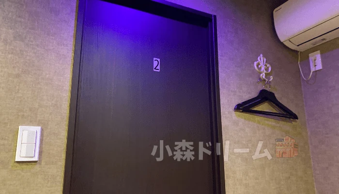錦糸町安普里亭｜白金女生Pee醬近距離手淫服務體驗與評價